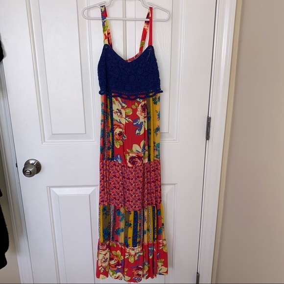 Floral Lace Maxi Dress - Picture 1 of 4